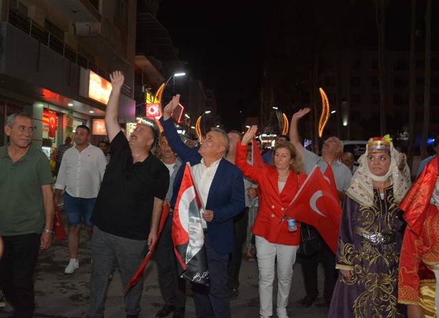 Torbalı Belediyesi zafer kutlamalarını Yeni Türkü konseriyle taçlandıracak