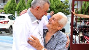 Gaziemir Belediyesi İhtiyaç Sahibinin Yanında