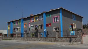 Gaziemir’de Okullar Yenileniyor