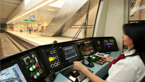 İzmir Metrosuna Okul Saati Ayarı
