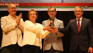 Basın Özgürlüğü Ödülü Kadri Gürsel’e