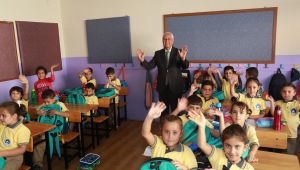 Başkan Selvitopu'ndan Öğrencilere Destek
