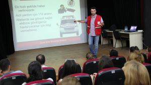 Bayraklı'da Çalışanların Güvenliği İçin İlk Yardım Eğitimi