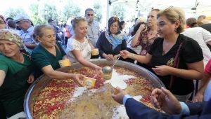 Buca’da Aşure Bereketi