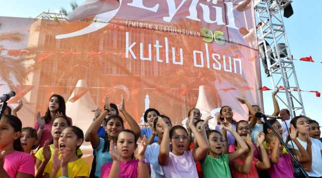 Cumhuriyet'in Simge Kentine Yakışır Kutlamalar