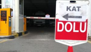 Fırtına Öncesi Vatandaşlar Otoparkları Doldurdu