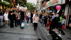 Karşıyaka'da 'Sokakta Sanat'