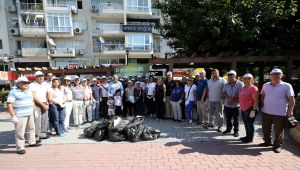 Karşıyaka’da Temizlik Harekatı
