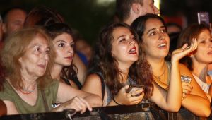 Konak’ta Yeni Türkü ile Kurtuluş Coşkusu