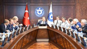 Rota Yeniden İzmir’e Mi Çevriliyor?