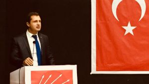 Yücel Menemen'den AKP'ye Yüklendi