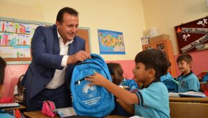 Başkan Soylu’dan Öğrencilere Hediye