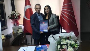 CHP'li Çuhadaroğlu Dosyasını Teslim Etti