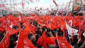 CHP Sahaya İniyor!