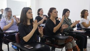Cumhuriyeti İşaret Diliyle Kutladılar