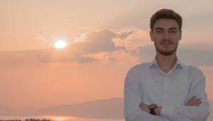 Dikilli'ye Genç Aday Adayı: Uğur Özcan