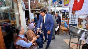 Foça'da Yaşlılar Günü Etkinliği