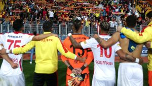 Göztepe Geçen Sezondan Geride Kaldı