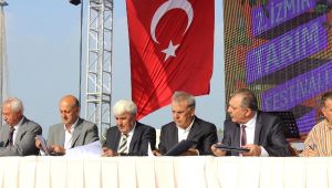 İzmir Tarım Festivali Köylü ile Kentliyi Buluşturdu