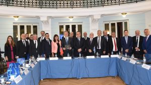 İZTO'dan İlk Ziyaret Komşuya