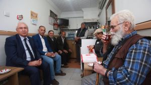 Karabağlar’da Her Yer Bayraklarla Donandı