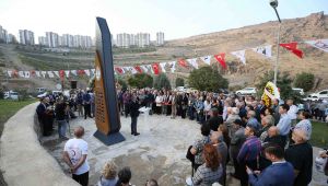 Karşıyaka'da Muhtarlara Anlamlı Hediye