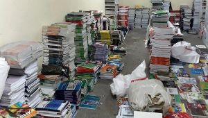 Konak’ta Korsan Kitap Operasyonu