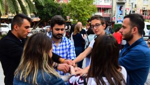 Küçükpark’ta Mutluluk Veren Oyunlar  