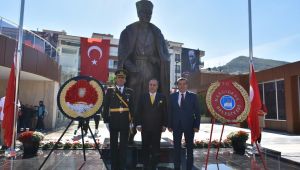 Narlıdere'de Cumhuriyetin 95. Yılı Törenlerle Kutlandı