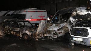 Seyir Halinde Alev Aldı, 3 Aracı Daha Yaktı
