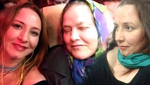 Annesini Sırtından ve Kafasından Bıçaklayan Kadın İntihar Ederek Yaşamına Son Verdi