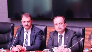 Bakan Yardımcısı Aksu: İzmir'in stadları 2019'da hizmete girecek