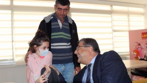 CHP’li Sındır, “Bir çocuğun hayatından daha değerli ne olabilir!”