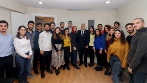 Ege Ekonomik Forum’a Üniversiteli Çıkarması