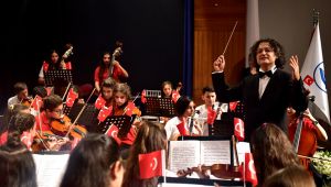 Geleceğin müzisyenleri Bornova’da Yetişiyor