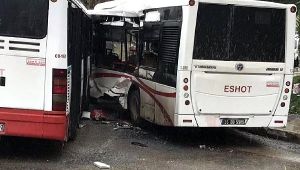 İki Belediye Otobüsü Çarpıştı: 18 Yaralı