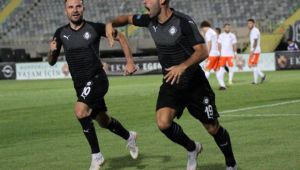 İzmir'de Bin 739 Gün Sonra Derbi Ateşi Yanacak