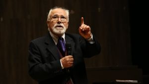 Prof. Dr. Emre Kongar: “Tarih doğru öğretilmiyor”