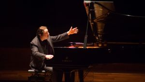 10. yaşında dev konser!