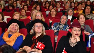“Atatürk’e ve Cumhuriyet’e dört elle sarılalım”