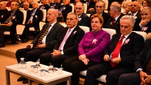 Başkan Kocaoğlu'na onur ödülü