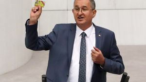 Bin 954 gazetecinin basın kartı iptal edildi