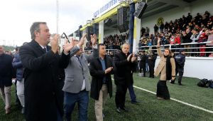 Efsaneler Ünlülerle Buca’da Kapıştı