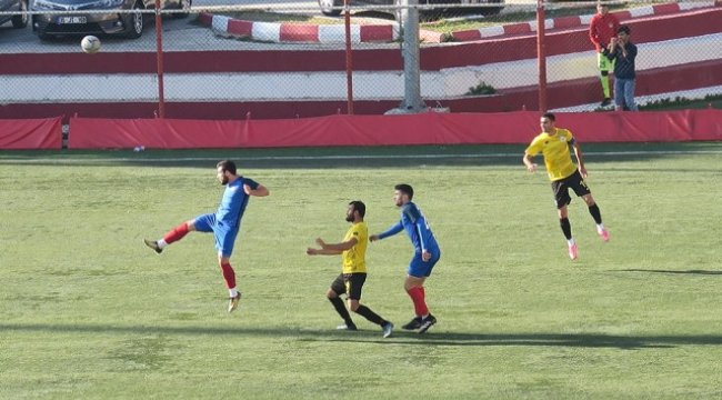 Lider Foça Yoluna Kayıpsız Devam Ediyor