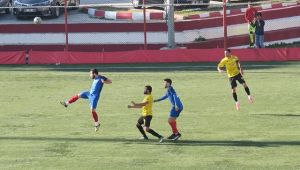 Lider Foça Yoluna Kayıpsız Devam Ediyor