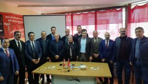 Yücel ‘İzmirlinin Tek Derdini Yemek İçmek Sanıyorlar ‘