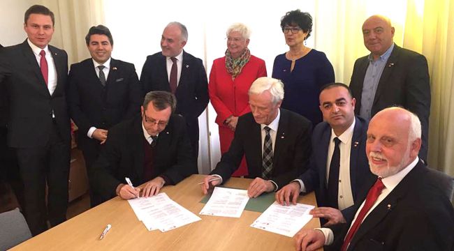 Almanya’da kardeşlik ve işbirliği protokolü