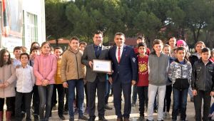 Başkan Gönenç'ten karne ziyareti