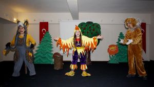 Bayraklı'da tiyatro festivali