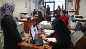 Buca'da başarılı öğrenciye burs